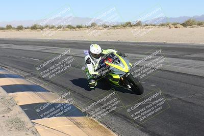 media/Dec-01-2025-Moto Forza (Mon) [[2daa91e15f]]/2-Intermediate Group/Session 4 (Turn 10 Inside)/